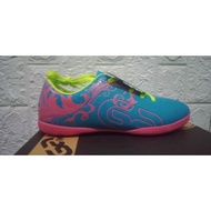 Futsal shoes IKIGAI Original, shipping price...