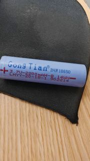 共田Gong Tian INR18650 3.7V 2200mAh 充電池