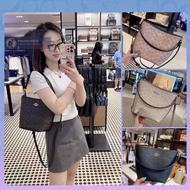 Available now! CT800 and CT801 women's bucket bags, shoulder bags, and handbags.