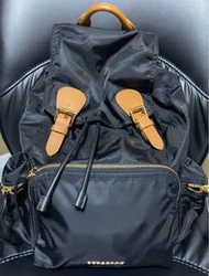 Burberry rucksack 大size