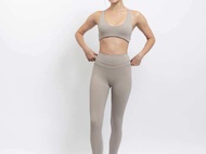 โปรพิเศษ !!! Olivia Activewear Twisted Back -Light Support Workout Bra and Tummy control legging- สป