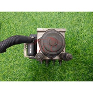 ISUZU ELF NPR81 2004 ABS PUMP (3Y04 B0115) (TK-1SZ3-24438-0799 3J21D) JAPANUSED [1A-4C-A338]