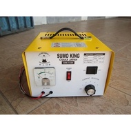 Sumo King 12V-24V 15A Automotive Battery Charger