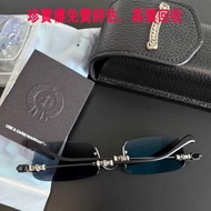 實體店鋪 全港澳免費評估：黑銀pills 墨鏡 Chrome Hearts 克羅心，名牌手袋、包包、銀包、名牌首飾、戒指、項鏈、頸鏈、手串、手鏈、手鐲、吊墜、耳環等，Hermes愛馬仕、Chanel香