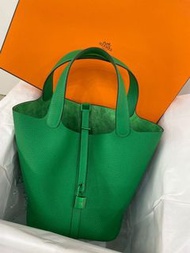 Hermes Picotin 18 so black so green
