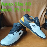 sepatu bekas second original, YONEX seperti baru, size40, insol 25.5