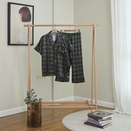 ชุดนอน Vana ลาย Cherry Scott ผ้าซาติน