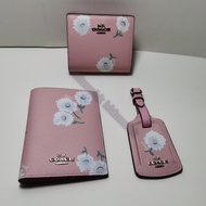 全新USA✅Full set hkluxehk 🎁Coach 銀包 長銀包 卡包 wallet card holder 送禮 gift 全套包裝 拉鏈銀包 多卡位銀包 護照夾 行李牌