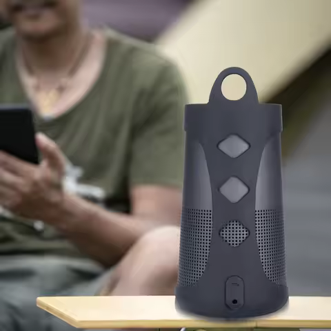 Portable Speaker Cover Anti-slip Speaker Carrying Travel Case Shockproof with Carabiner for Bose Sou