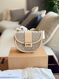 COACH bag 馬鞍包 流浪包 風琴包 馬車 枕頭包 旅行包 斜孭袋 手袋 水桶包 老花 背囊 禮物 情人節 書包 聖誕節 紀念日 背包 backpacks gift valentine's da