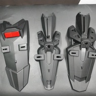 Y152R REAR FENDER MUDGUARD BELAKANG