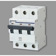 BBD3403CNV- Circuit breaker 3P 40A 06kA