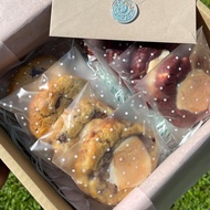 Amora's Soft Cookies (Minimum Purchase 4, 8, 10, 12 cookies) |   Amora's Soft Biscuits with Liquid F