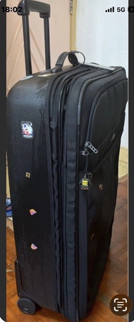 28 吋新秀麗黑色行李箱