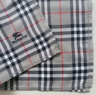 Burberry 古董手帕 格紋 灰黃色 18 x 17 英吋