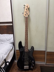 Squier affinity series PJ bass 低音結他