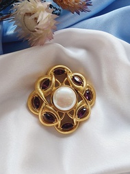 美國西洋古董飾品 / MONET潤珠金刷紋環繞馬眼紫萊茵胸針/別針