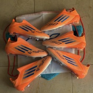 Laceless football shoes FG 39-45EUR men's outdoor knitted orange durable competition boots
