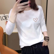 t shirt lengan panjang perempuan tshirt woman t shirt perempuan t shirt budak perempuan Baju-T Lengan Panjang Bahu Putih Wanita Musim Bunga dan Musim Luruh 2024 Baju Asas Pelangsingan Kapas Baharu Gaya Asing Mengurangkan Umur