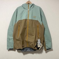 Beams Arc'teryx Beta LT