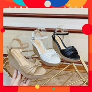 Wedge sandals {FRSHIP} 11cm high (before 5 minutes) in black, flattering and easy to wear shopngocmi