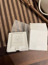 隱藏式三腳插座