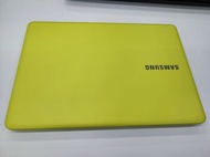 輕薄型Samsung ATIV Book 9 Lite 檸檬黃/青綠色 四核手提電腦旗艦級輕「型」機款