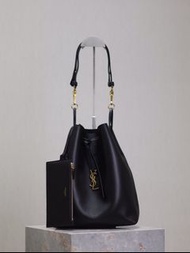 YSL 聖羅蘭 黑色小羊皮水桶包