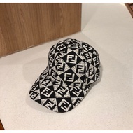 GUCCI777 Classic GG Embroidered Baseball Cap Black Fashion Trend