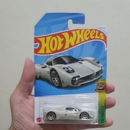 Hot wheels Pagani Utopia