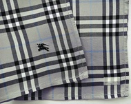 Burberry 古董手帕 口袋巾 格紋 灰 18 x 18 英吋