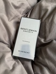 Givenchy Gentleman Society Eau de Parfum