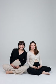 Lily Leggings - กางเกงคนท้อง รุ่นขากระบอก A (inseam 25") ผ้าเลกกิ้ง ยืดเยอะ ผ้านิ่ม ใส่สบาย เลกกิ้งค