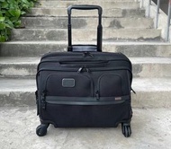 💜TUMI 途明 16吋27L 2603624 Alpha 3彈道尼龍可擴展機長箱 行李箱 登機箱 拉桿箱 軟箱輕便四輪公文包 便攜 商務 出差 旅行Captain case suitcase boa