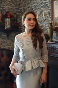 GBK ชุดออกงาน เสื้อลูกไม้ใยบวบ+กระโปรงผ้าไหมญี่ปุ่น มี2สี รหัส 1024