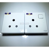 ️15A Round Pin Switch Socket C/W Neon