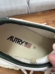 AUTRY 美國國旗款波鞋 歐洲碼39