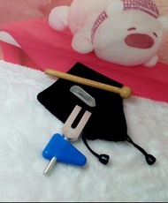 產品名稱: 全新 4096Hz Tuning Fork4096Hz 水晶自療音叉    能量淨化售價:HK$  131Transaction  交易方法:  hand in or send by sf