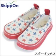 【預購】BS - 日本空運 | SkippOn：滿滿星星款，兒童機能戶外鞋(13/14/15/16/17cm) _ 免運 。