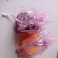 Egg-sized shoulder bag