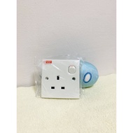 [SCHNEIDER] 13A 3-Pin Single Double 1/2 Gang Single Pole Switched Socket Outlet