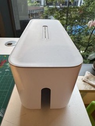 白色電線收納盒
