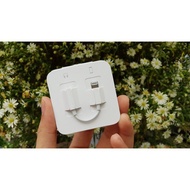[GENUINE] IPHONE lightning to 3.5 mm conversion Jack