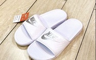 Nike拖鞋