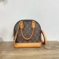 LV Alma BB斜背包
