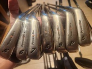 TaylorMade M2+Powerbilt 高爾夫球桿全套