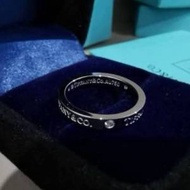 Tiffany & Co 三鑽鉑金戒指
