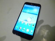 LG-E988-5.5吋4G手機800元-功能正常