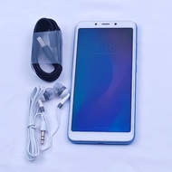 Redmi 6 4+64G 4G network rear fingerprint unlocking 12nm eight-core processor supports AI portrait m