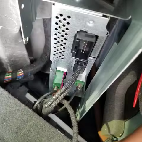 Plain 12V MMI 2G Car Bluetooth AUX Cable Adapter Wireless AV/AV2 For Q7 A6 A8 2006-2008 J523